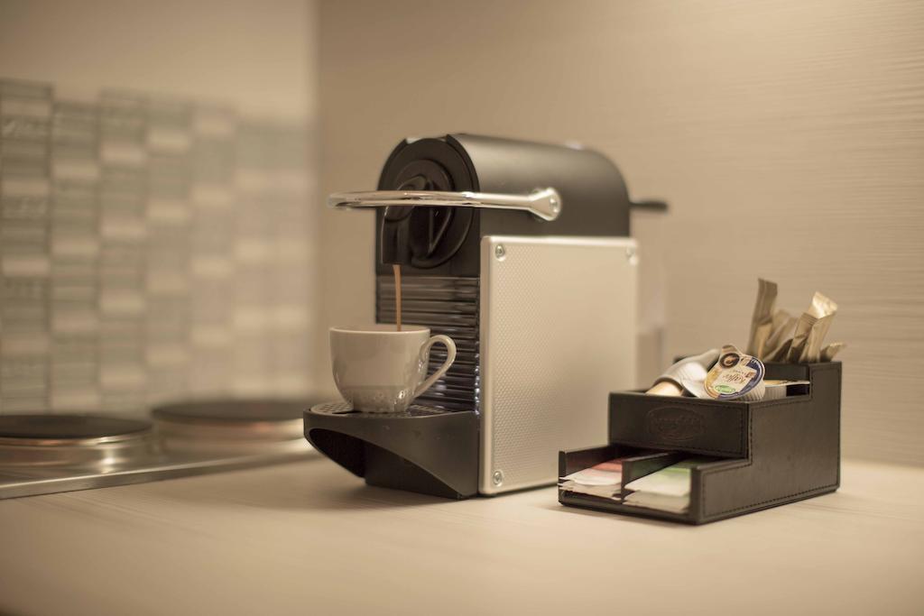 Helvetia Suites Dusseldorf Room photo
