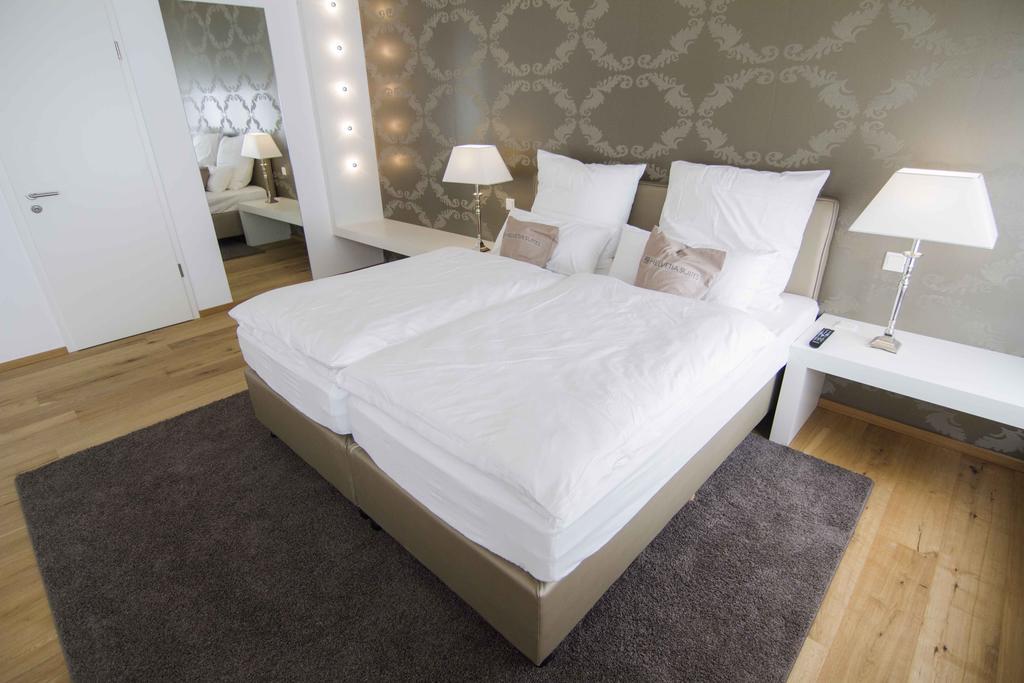 Helvetia Suites Dusseldorf Room photo