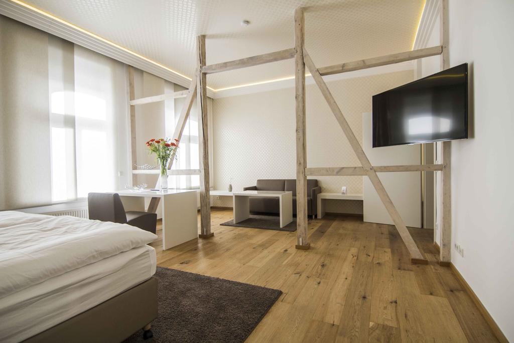 Helvetia Suites Dusseldorf Room photo