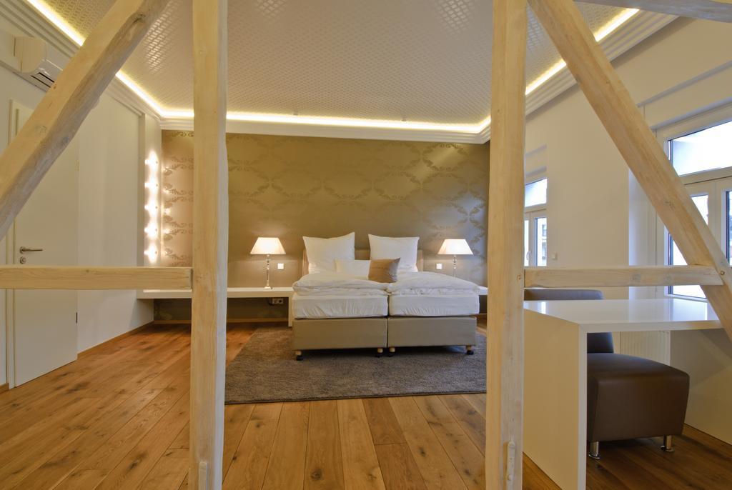 Helvetia Suites Dusseldorf Room photo