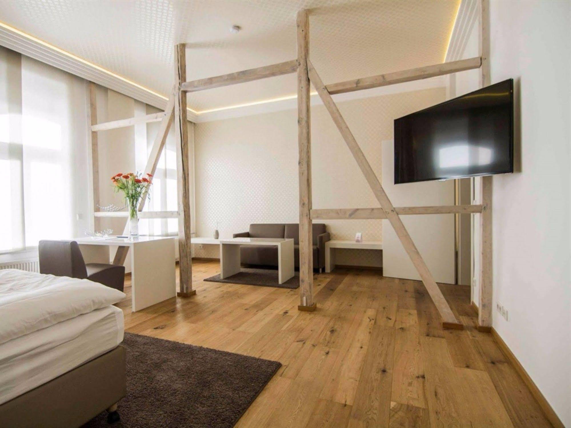 Helvetia Suites Dusseldorf Exterior photo