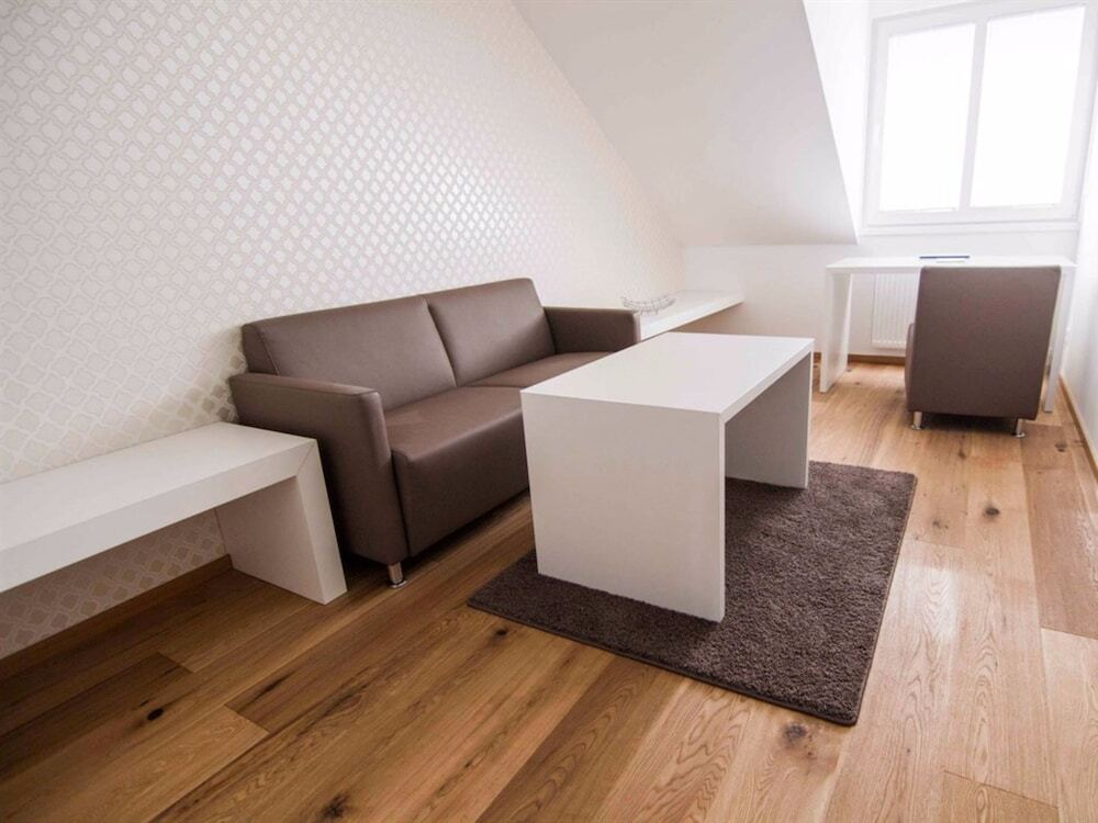 Helvetia Suites Dusseldorf Exterior photo